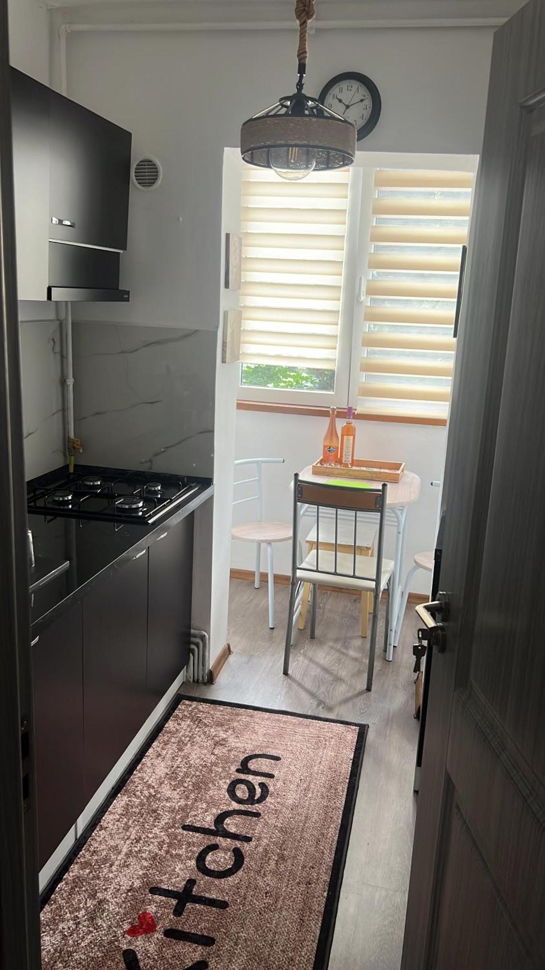 Apartment Primaverii 4 *